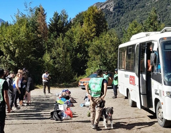 La división Antinarcóticos de Esquel efectuó la tarea de control.