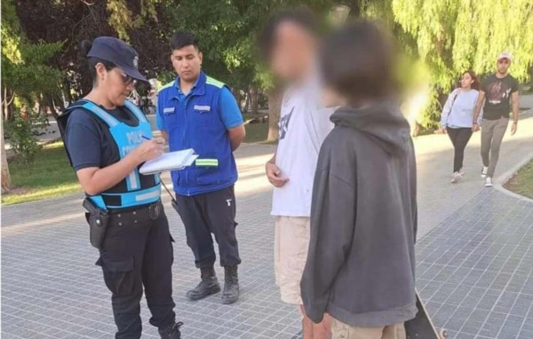 Vigilancia. Policía y Guardia Urbana incrementaron su presencia en puntos neurálgicos de la ciudad.