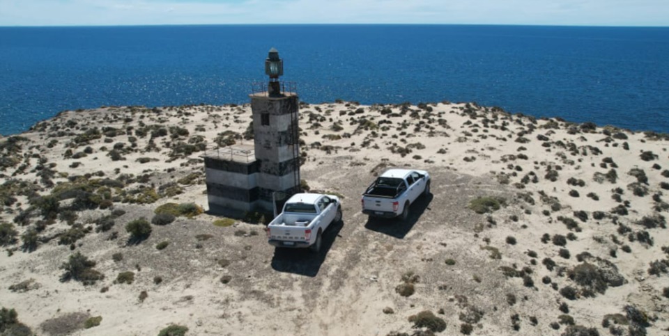 Personal de ambiente y turismo recorrieron las zonas de acumulación de residuos en Península Valdés.