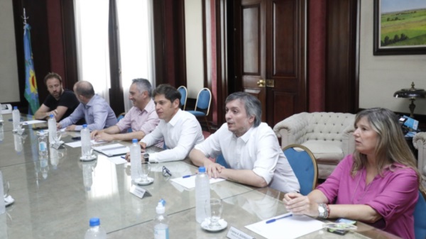  Kicillof, Máximo Kirchner, ministros e intendentes en la previa del encuentro del PJ en Merlo.