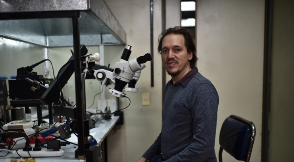 Emilio Kropff, jefe del Laboratorio de Fisiología y Algoritmos del Cerebro de la FIL.