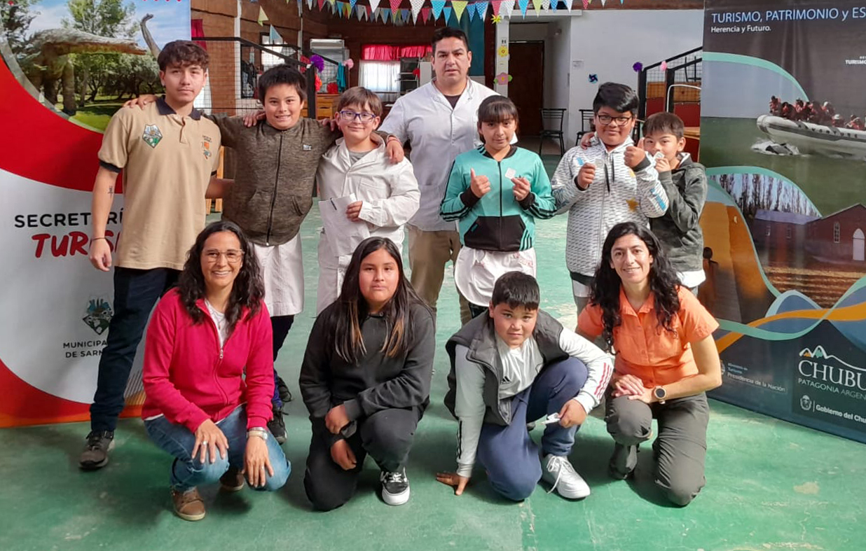 Aprendizaje. Los jóvenes del interior tuvieron un interesante curso auspiciado por el área de Turismo.