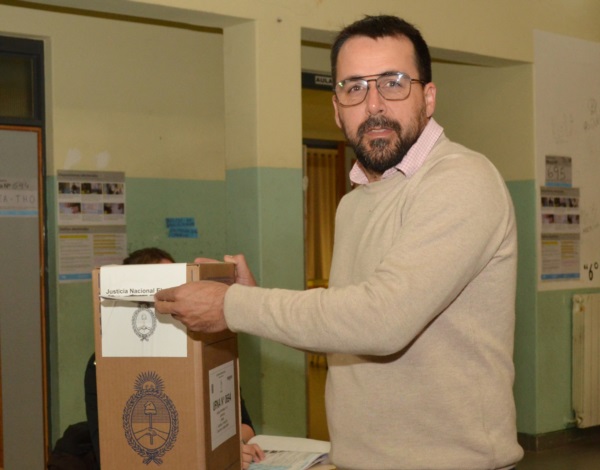 Revelador. Matías Taccetta, futuro intendente de Esquel, dijo que no votó en blanco en la elección de ayer. 