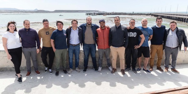 Trabajo. Luque junto con los pescadores artesanales, quienes serán parte del órgano que se propone. 