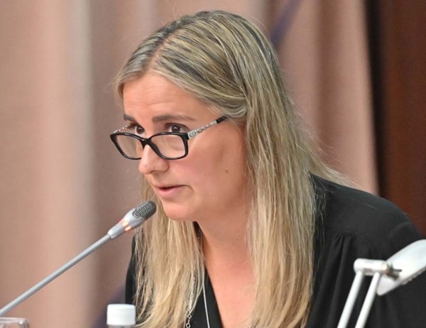 Maria Belén Baskovc. Diputada.