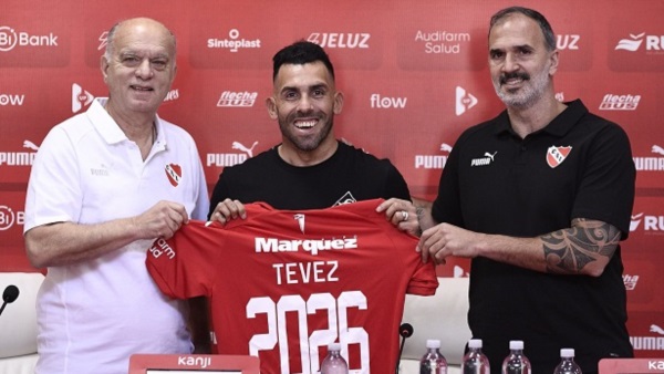 Carlos Tevez renovó su contrato con Independiente y habló de lo que se viene.