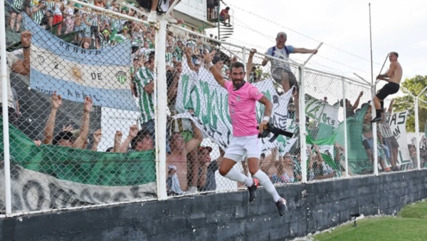 Germinal, el tercer equipo en ascender al fútbol profesional durante el mandato de Javier Treuque. Foto: Daniel Feldman.
