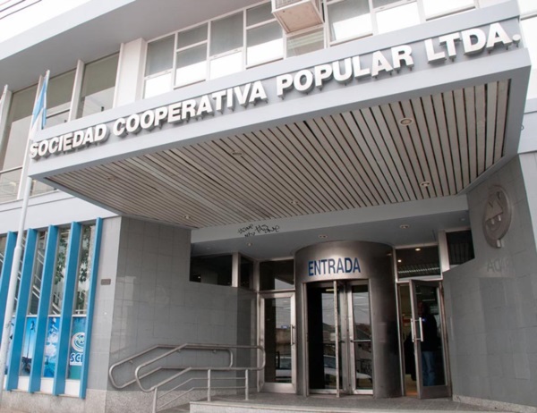 Puerta de entrada. Una entidad señera de la ciudad petrolera.
