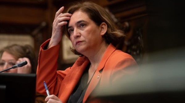 La alcaldesa Colau tomó una decisión de mucho peso, no solo para España.