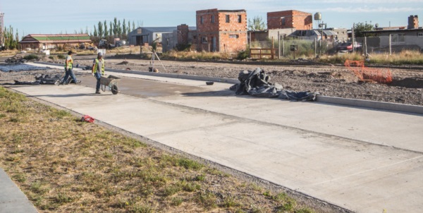Arrancó. Otra comunidad educativa de la capital sumará infraestructura útil para su rutina diaria.