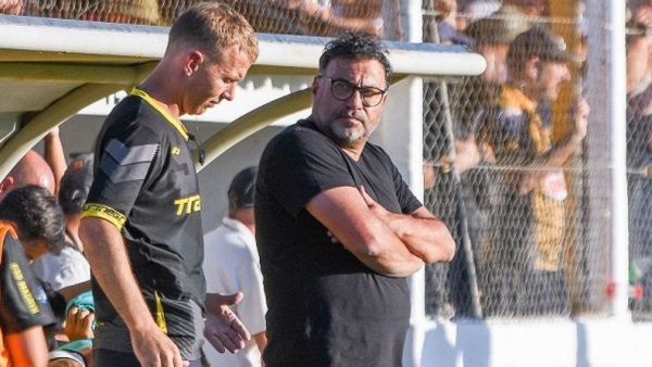 Luego de 2 años y dos meses, Pancaldo dejó de ser el entrenador del "Depo". (Foto: Mariano Di Giusto / Jornada).