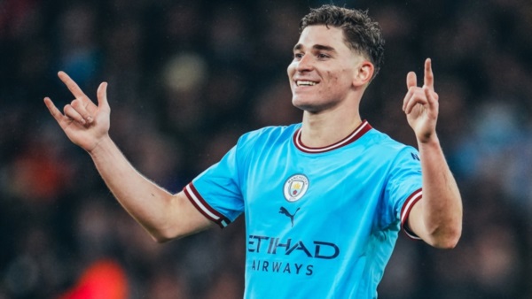 Álvarez hizo un doblete. Foto: Manchester City.