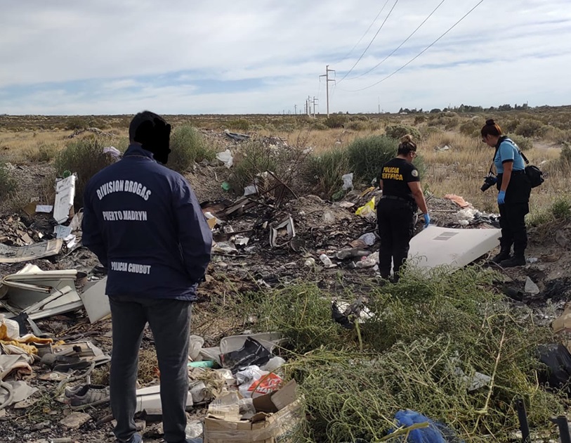 La droga se encontraba dentro de un paquete en un camino vecinal.
