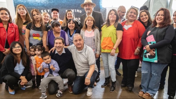 Mensaje. Tras el fuerte pedido de Luque, la dirigencia visitó un Jardín Maternal de la ciudad petrolera.