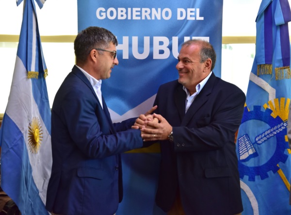 Gustavo Aguilera, titular de Infraestructura, junto a Marcelo Mammoliti, recientemente asumido