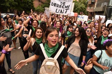 Feministas convocan a marchar al Congreso de la Nación por el 8M