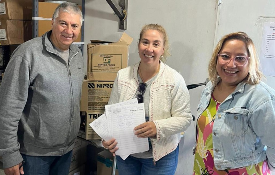 Los elementos fueron recibidos por Silvana Cendra a través del Hospital “Santa Teresita” de Rawson.