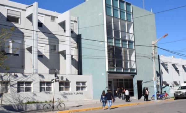 El Hospital de Trelew, complicado con la falta de profesionales
