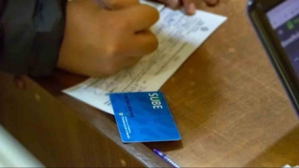 Transporte gratis. En Comodoro informaron que los trámites continúan para otorgar el beneficio.