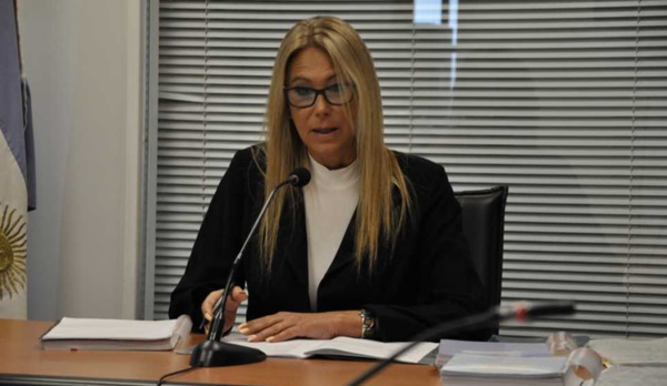 La jueza del caso, Karina Breckle, en una suspensión de juicio a prueba.