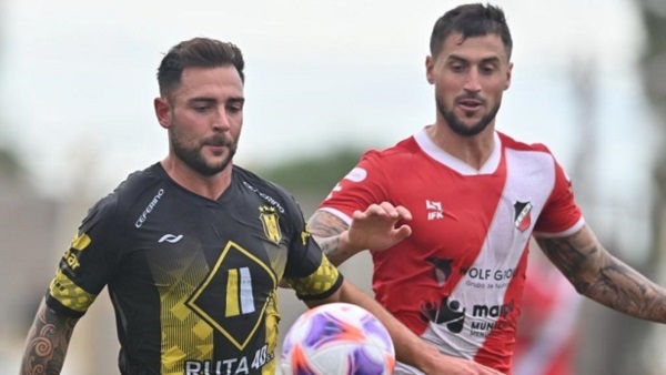 El Aurinegro busca mantenerse en puestos de Reducido. (Foto: Daniel Feldman).