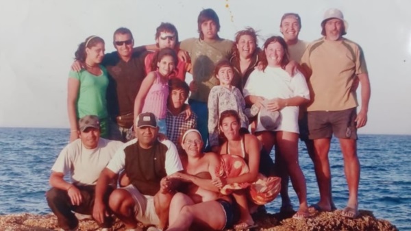 Julio Calvo con familiares y amigos disfrutando de Pardelas