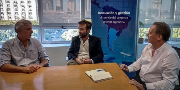 El encuentro de trabajo dejó sensaciones positivas para las autoridades de la Administración Portuaria.