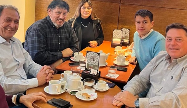 Encuentro. Una postal de la reunión para evaluar el importante tema. 