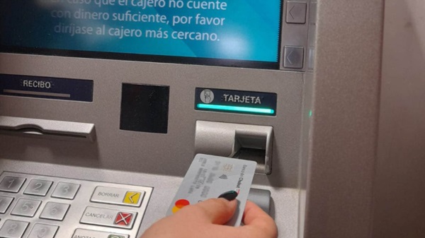 la entidad bancaria comenzó con el reemplazo de las tarjetas.