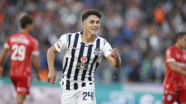 Ramón Sosa lleva 4 goles en Talleres, 2 de zurda y 2 de derecha. Siempre que marcó el equipo ganó: Instituto, Barracas y Argentinos.