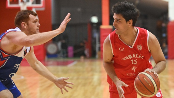 Ferro se llevó el triunfo del Viglione. (Foto: Daniel Feldman/Jornada).