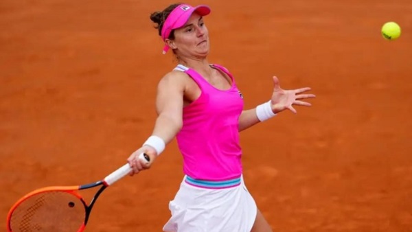 La rosarina Podoroska comenzó ganando en Roland Garros y sueña con repetir su histórica participación de 2020.