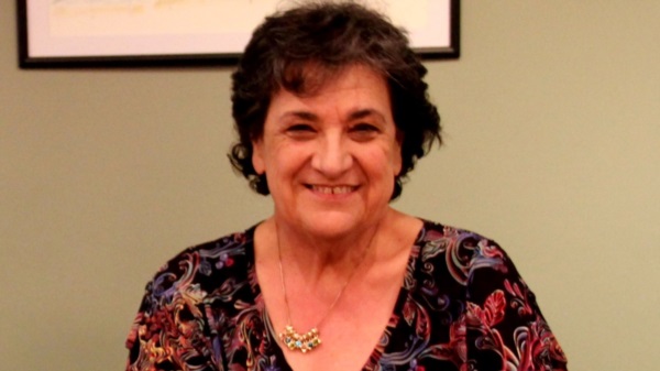 La reconocida escritora Julia Chaktoura