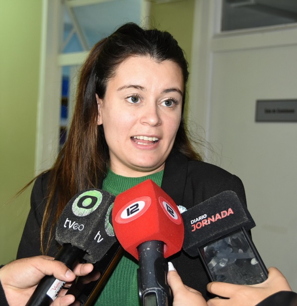 La autora de la iniciativa, la edil Carol Williams, del Frente Patriótico