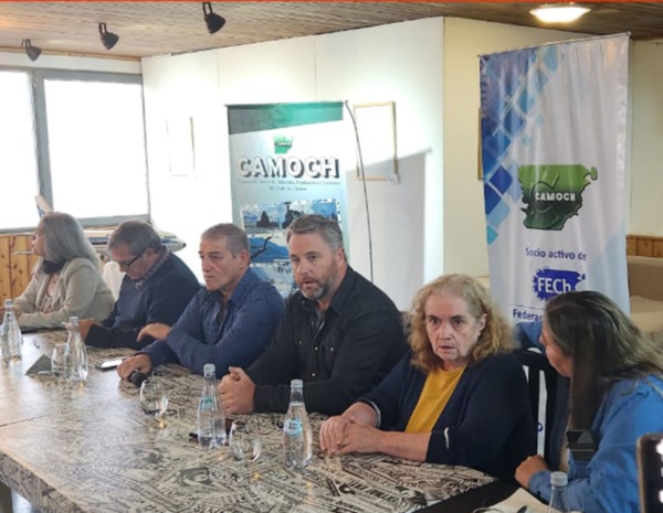 Encuentro. Una postal del debate en la ciudad cordillerana. 