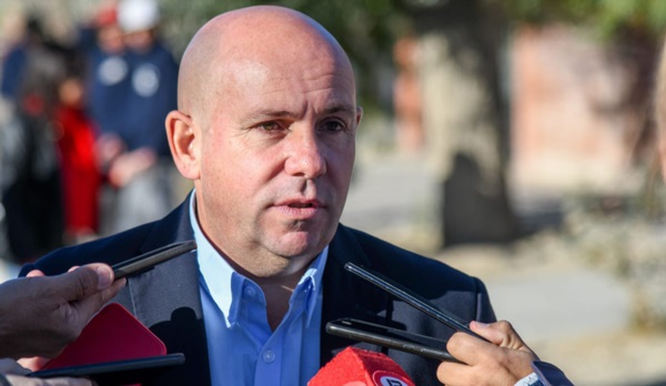 Sastre manifestó que no lo sorprendió la postulación de Salvador.
