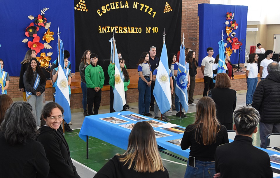 Con un acto multitudinario la institución celebró su primera década de vida en un edificio nuevo.