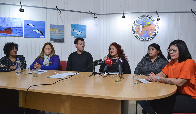 La familia de Pablo Fermín estuvo presente en la conferencia de prensa.