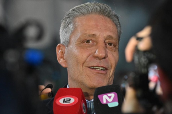 El gobernador Mariano Arcioni repartió críticas a los candidatos oficialistas y opositores