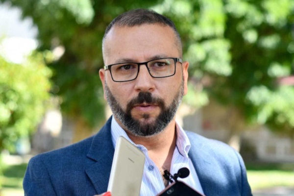 Fabricio Petrakosky aspira a ocupar una banca en el Congreso de la Nación