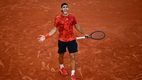"Fran" se adjudicó un triunfazo ante el 9 del ranking mundial.