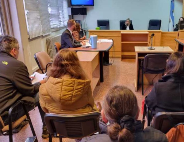 En la audiencia de ayer la mujer acusada quedó presa preventivamente.