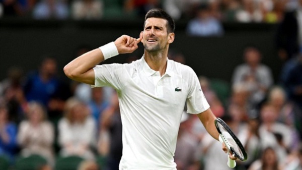 Djokovic acumula 43 victorias consecutivas en la cancha central.