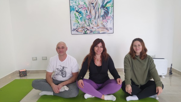 Matías, Silvina y Cintia, profesores de la institución.