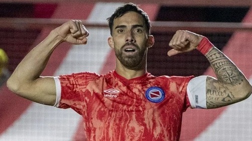 Con el gol de Ávalos, los de La Paternal se meten en zona de Copa Sudamericana.