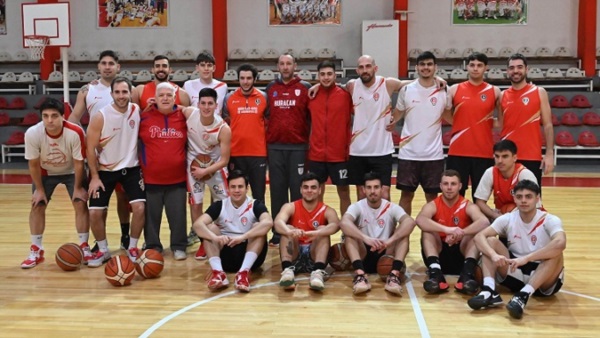 Huracán comenzó los entrenamientos un mes antes del comienzo del Pre Federal. (Foto: Daniel Feldman/Jornada).