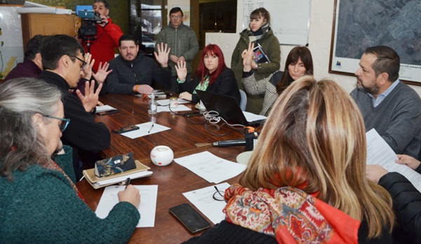 Aprobaron tarifas de taxis y remises en una sesión extraordinaria.