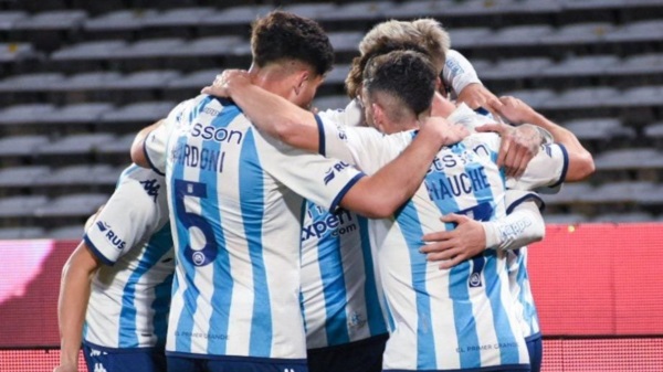 Foto: Racing.