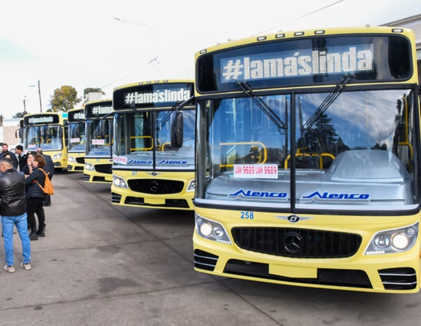 Las nuevas unidades se sumarán al transporte público de la ciudad.