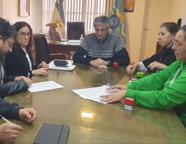 El SOEME y el Municipio acordaron aumento que se pagará en 3 etapas.